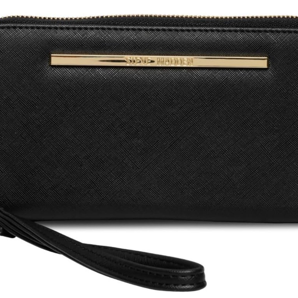 Steve Madden Zip Around Wallet Wristlet